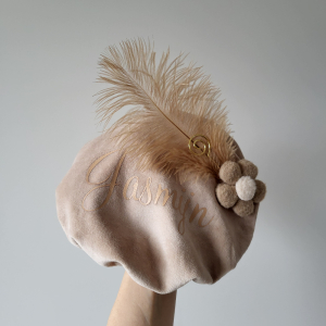Pietenmuts Jasmijn (licht beige) Pietenmuts Jasmijn (licht beige)